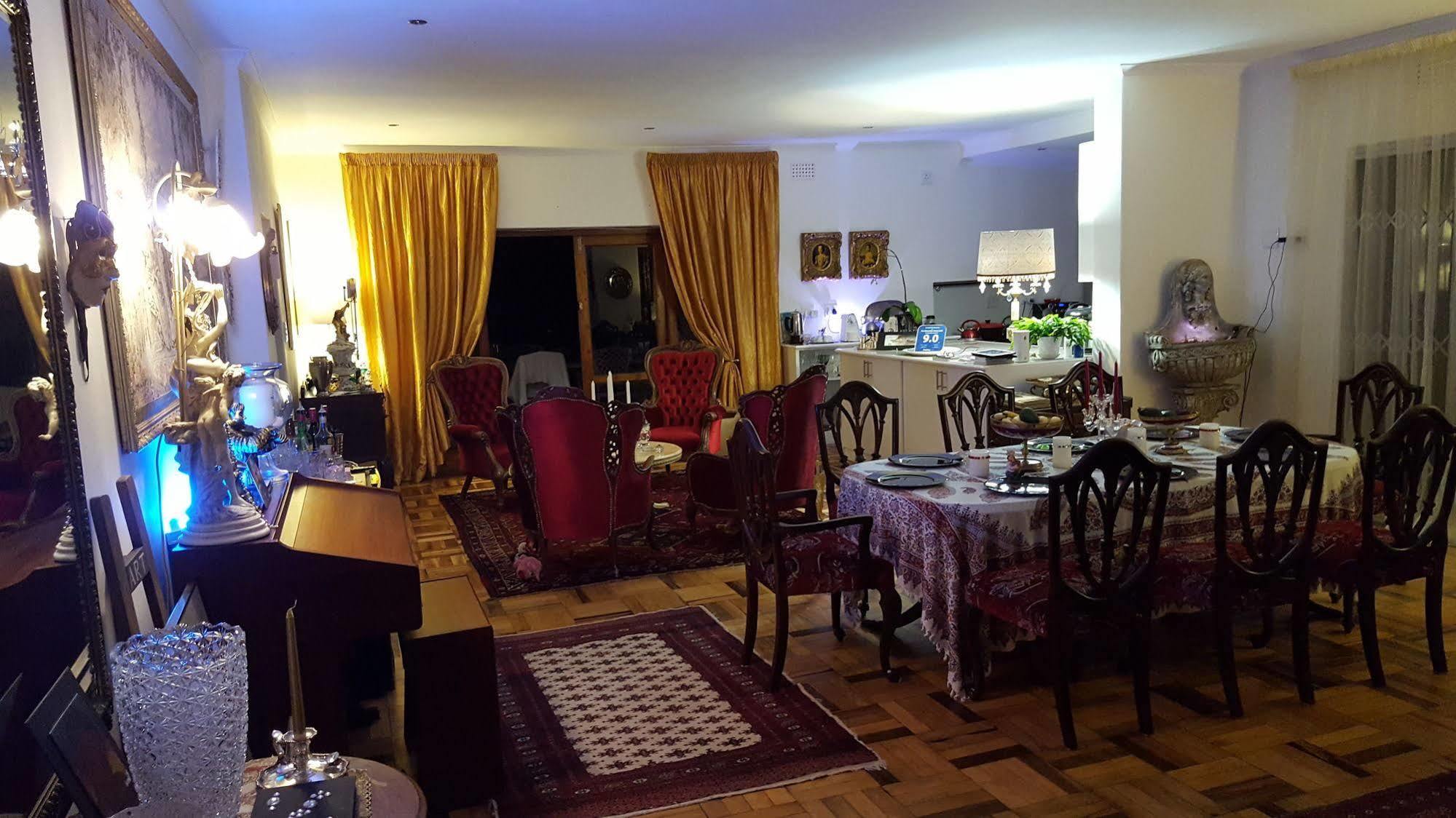The Chocolate House 3*